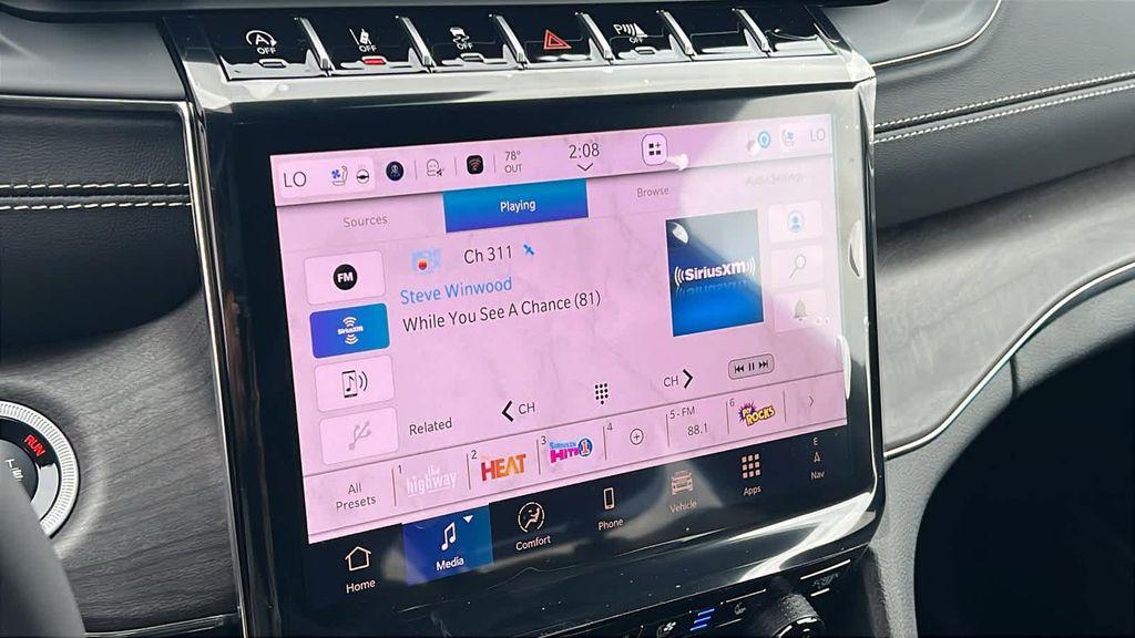 new 2025 Jeep Grand Cherokee L car, priced at $52,923