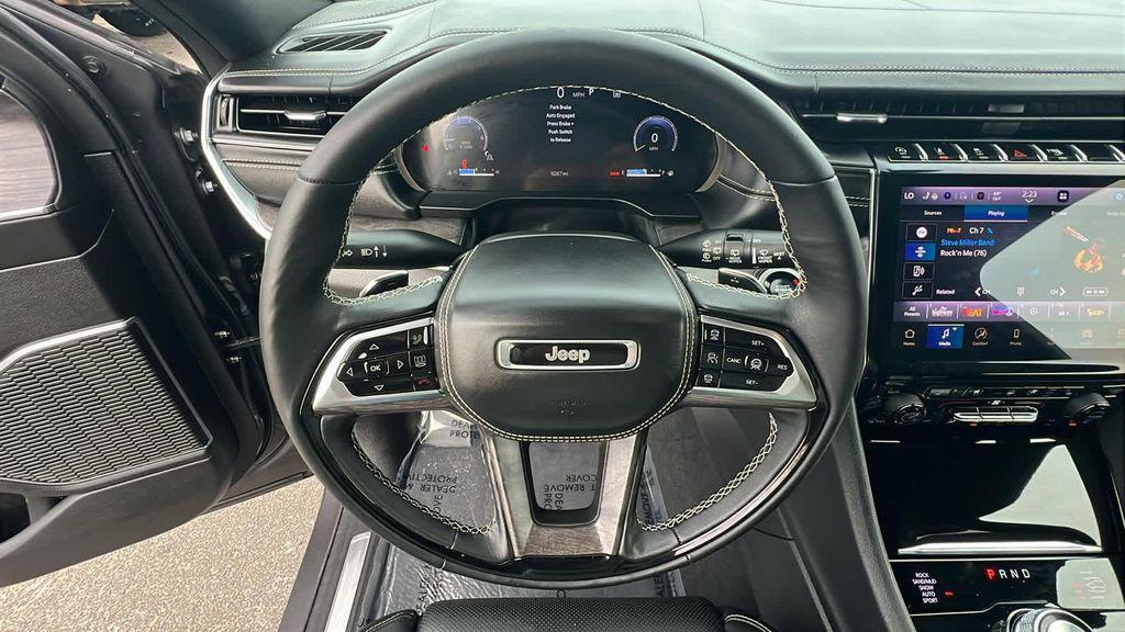 used 2025 Jeep Grand Cherokee L car, priced at $55,980