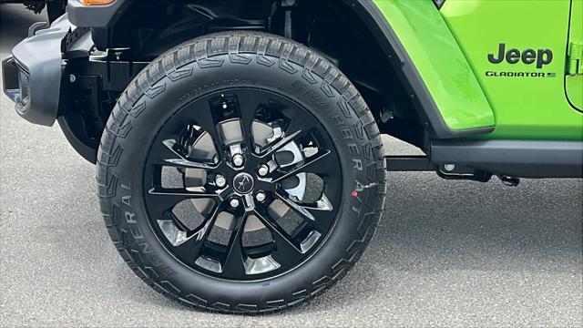 new 2025 Jeep Gladiator car, priced at $41,900