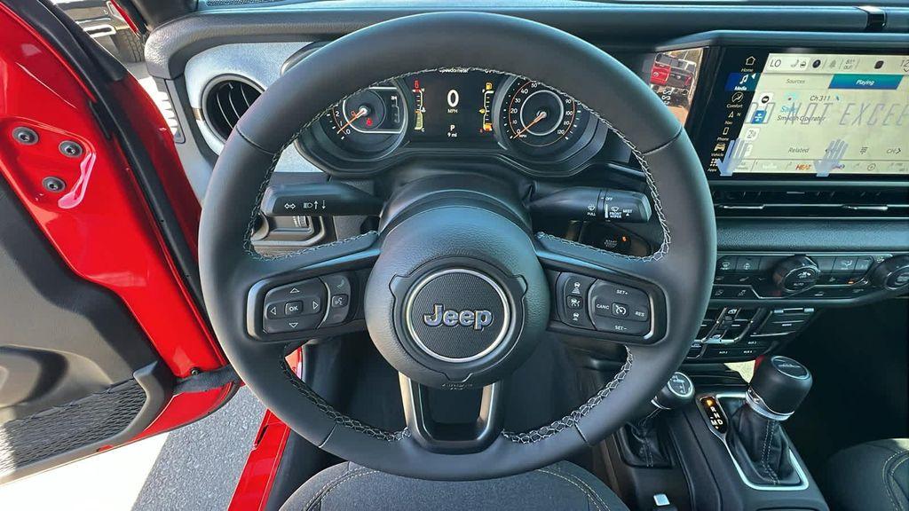 new 2025 Jeep Gladiator car, priced at $66,605