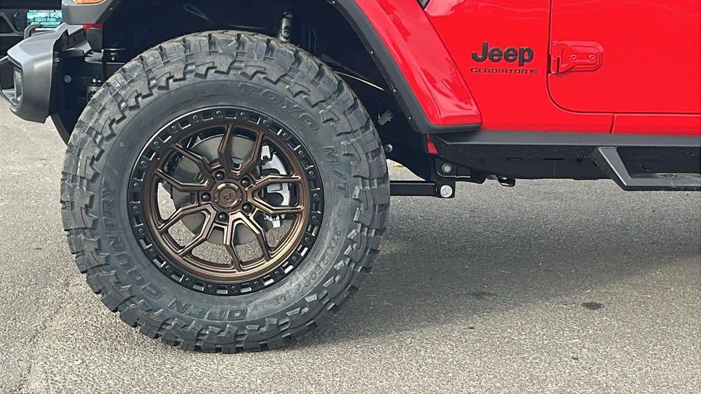 new 2025 Jeep Gladiator car, priced at $64,730