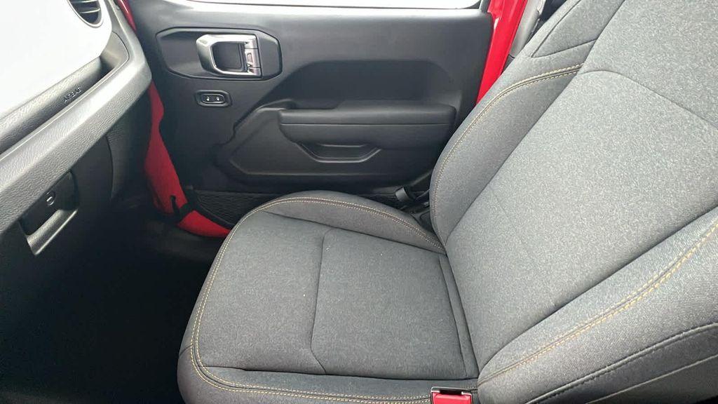 new 2025 Jeep Gladiator car, priced at $64,730