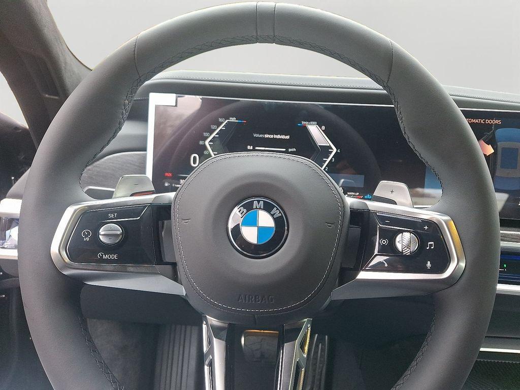 new 2025 BMW 760 car, priced at $133,175
