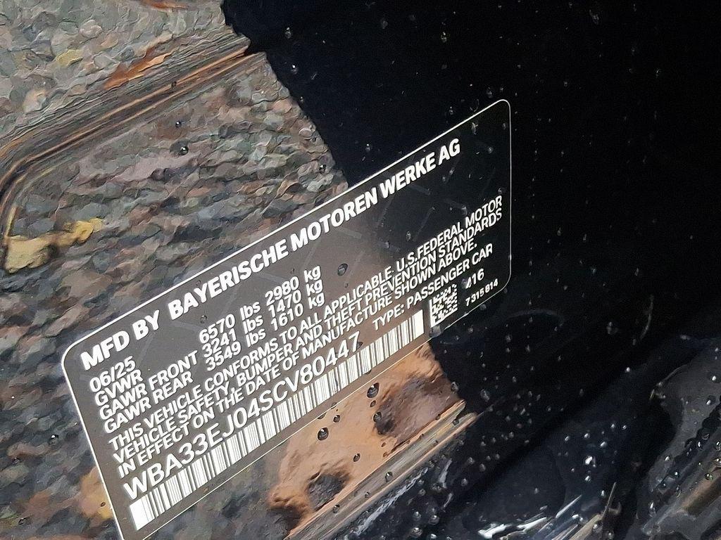 new 2025 BMW 760 car, priced at $133,175