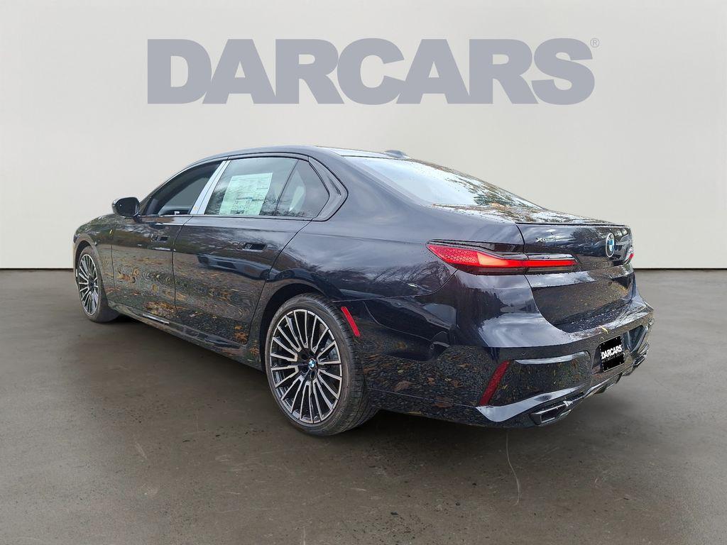 new 2025 BMW 760 car, priced at $133,175