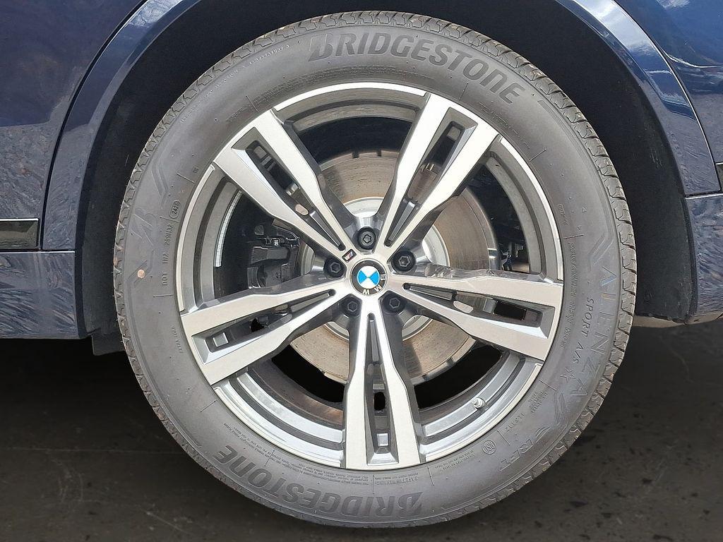 new 2026 BMW X7 car, priced at $101,130