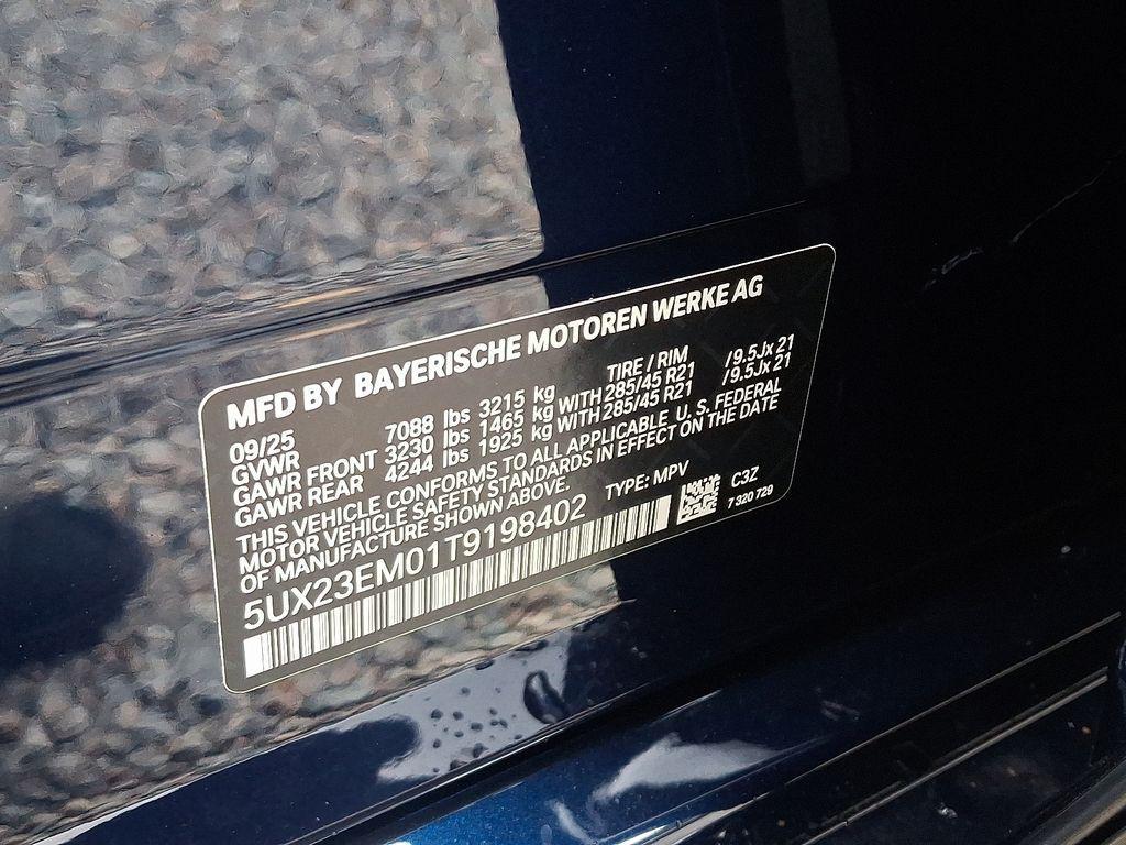 new 2026 BMW X7 car, priced at $101,130