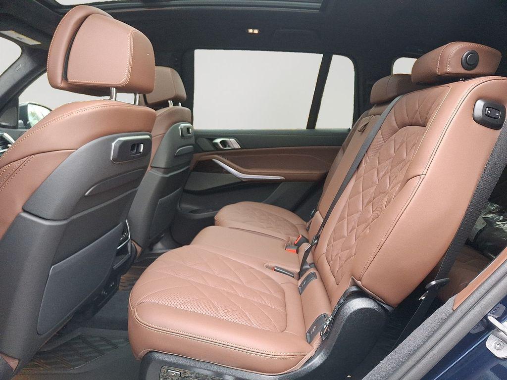 new 2026 BMW X7 car, priced at $101,130