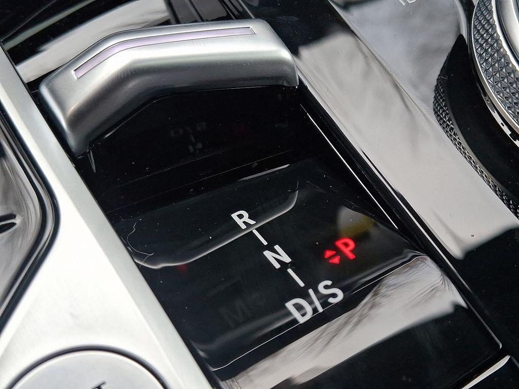 new 2026 BMW X7 car, priced at $101,130