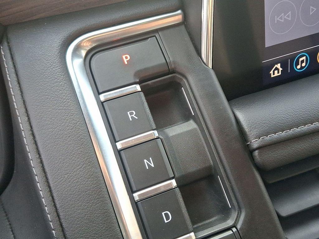 used 2021 Chevrolet Suburban car, priced at $38,250