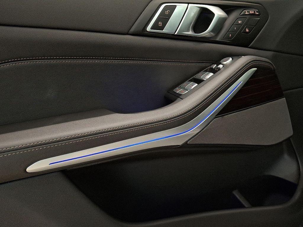 used 2025 BMW X7 car, priced at $77,000
