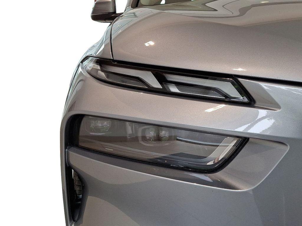 used 2025 BMW X7 car, priced at $77,000