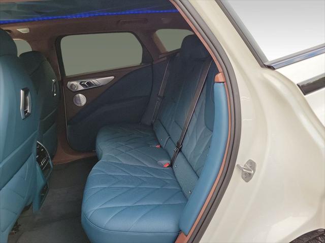 new 2025 BMW XM car, priced at $171,955