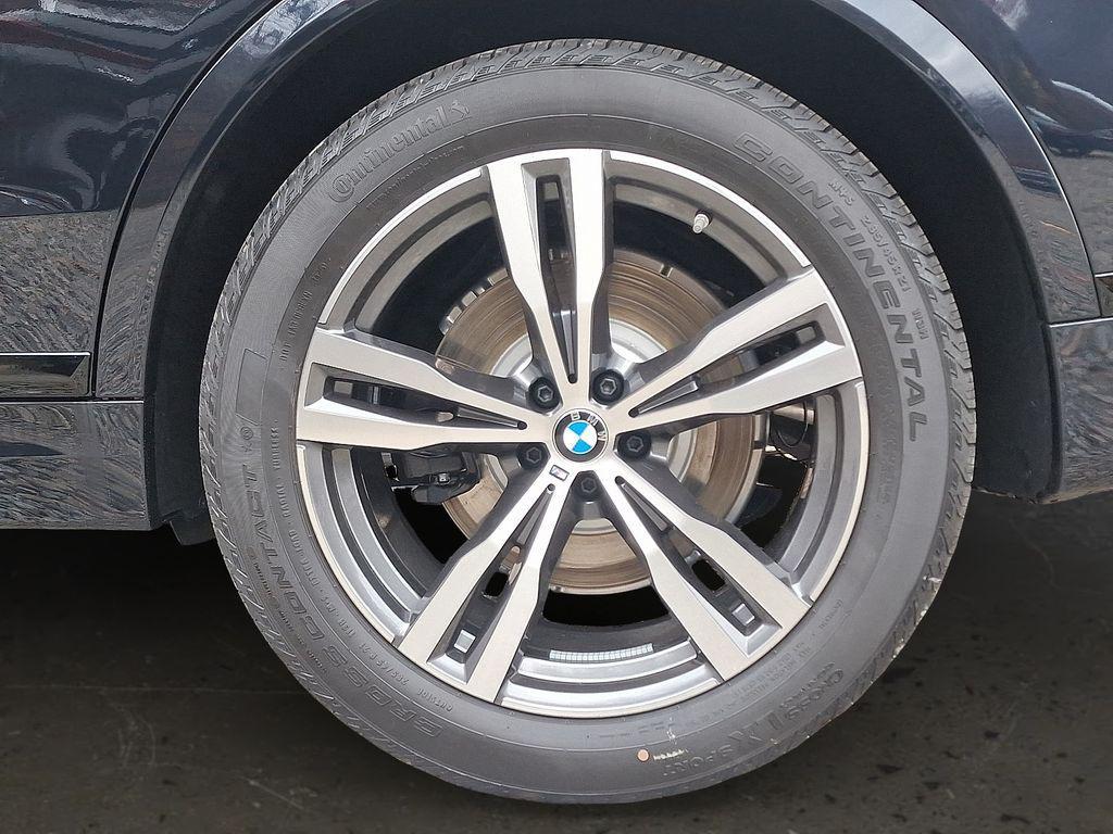 new 2026 BMW X7 car, priced at $95,715