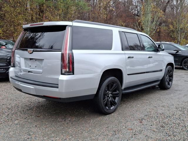 used 2019 Cadillac Escalade ESV car, priced at $35,174