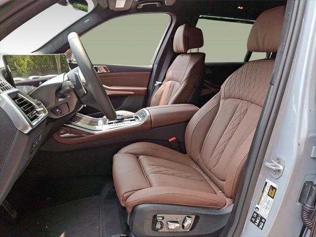 new 2026 BMW X7 car, priced at $126,525
