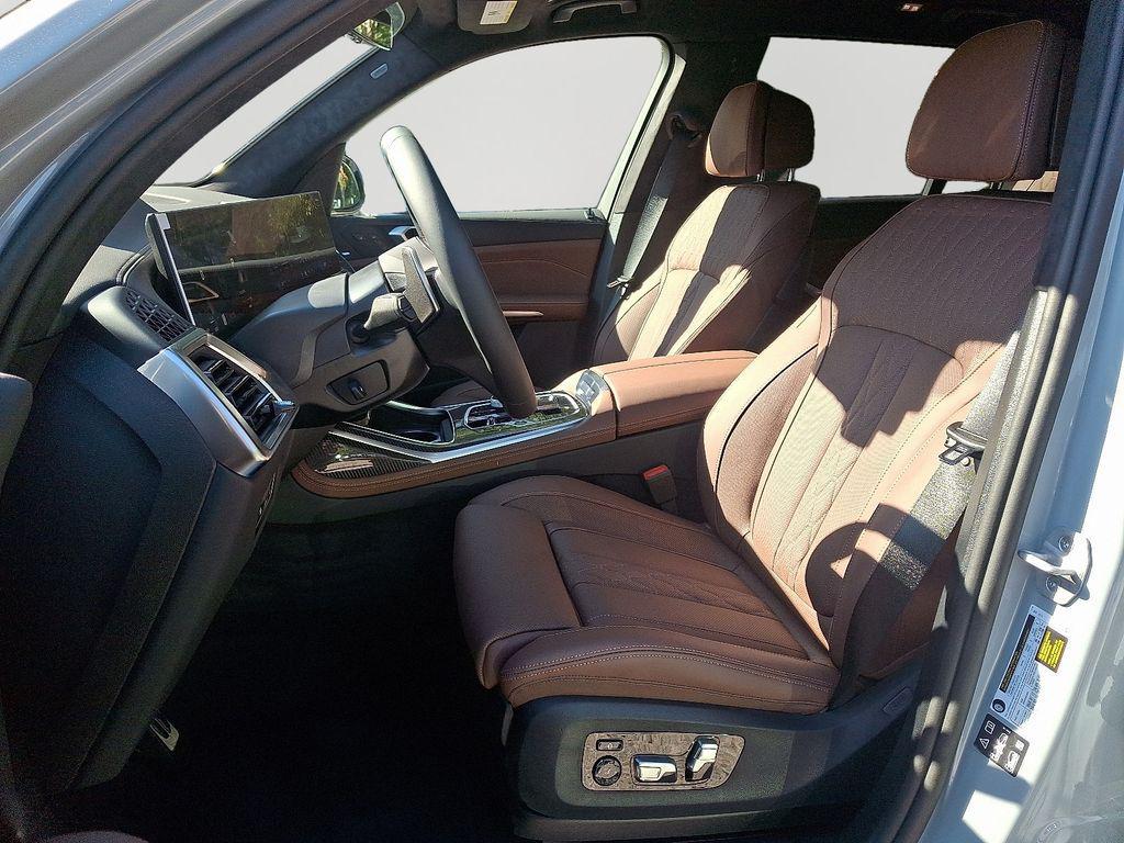 new 2026 BMW X7 car, priced at $121,875