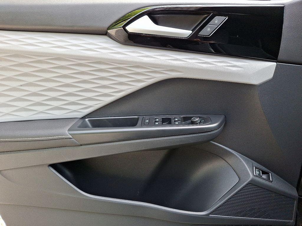 used 2024 Volkswagen Taos car, priced at $19,995