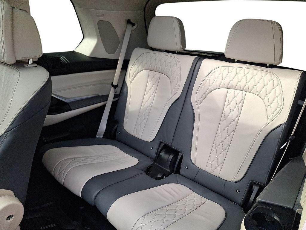 used 2023 BMW X7 car, priced at $70,000