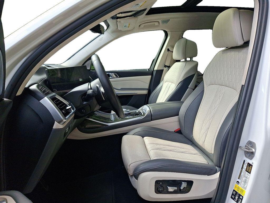 used 2023 BMW X7 car, priced at $70,000