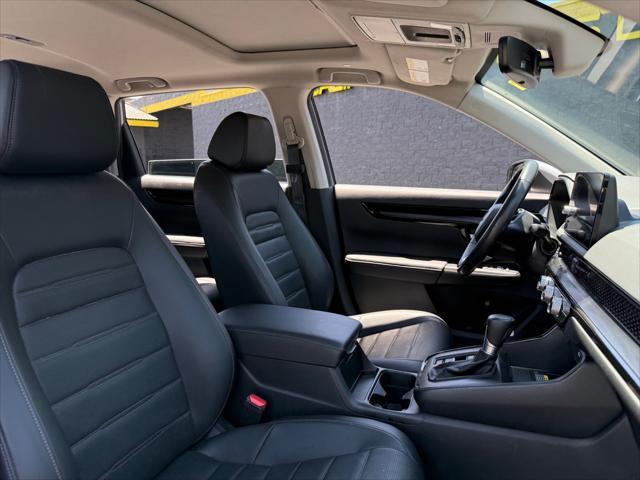 used 2024 Honda CR-V car, priced at $30,999