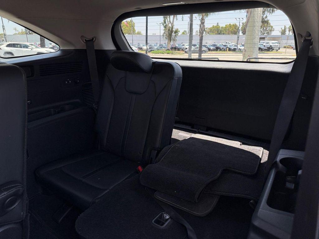 used 2022 Kia Sorento car, priced at $26,599