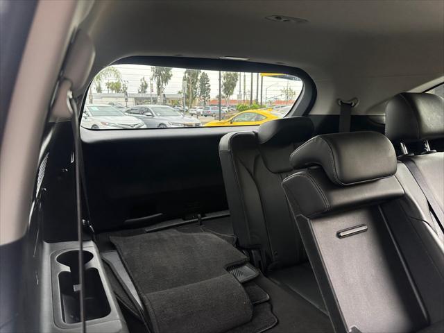used 2023 Kia Sorento car, priced at $29,899