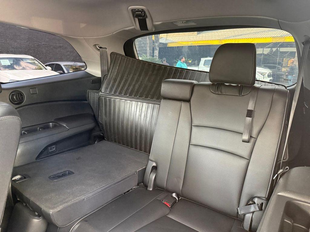 used 2022 Honda Pilot car, priced at $27,999