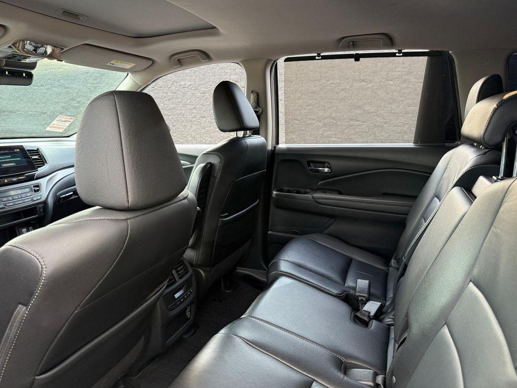 used 2022 Honda Pilot car, priced at $27,999