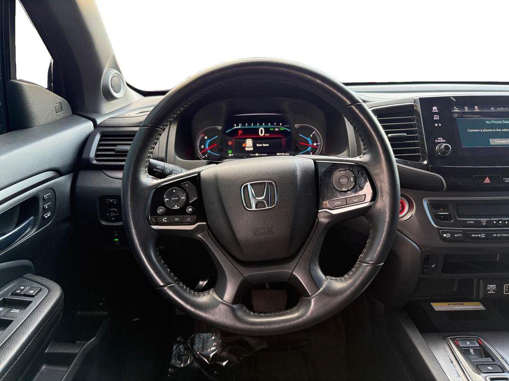 used 2022 Honda Pilot car, priced at $27,999