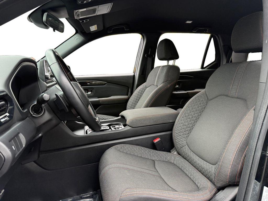 used 2023 Honda Pilot car, priced at $29,499