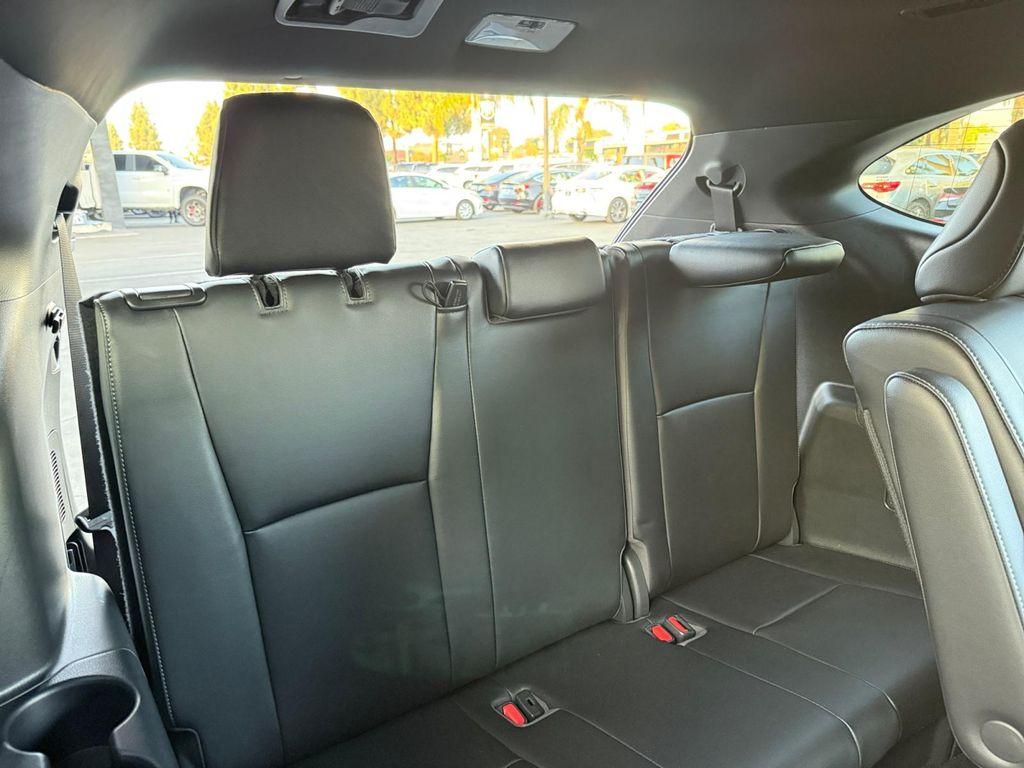 used 2022 Toyota Highlander car, priced at $33,999