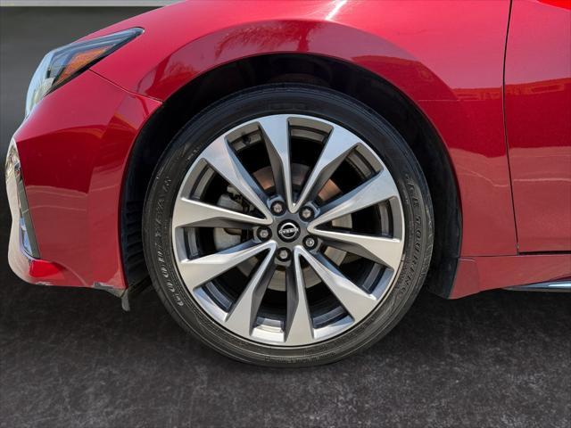 used 2023 Nissan Maxima car, priced at $27,699