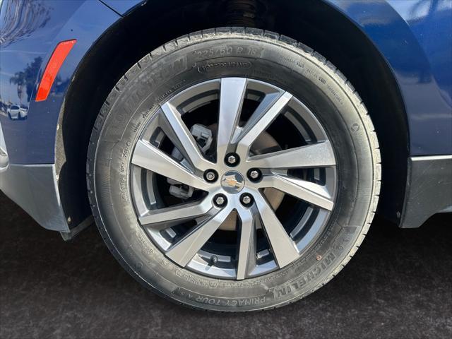 used 2022 Chevrolet Equinox car, priced at $18,099
