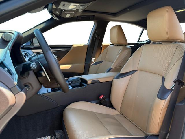 used 2021 Lexus ES 300h car, priced at $31,499
