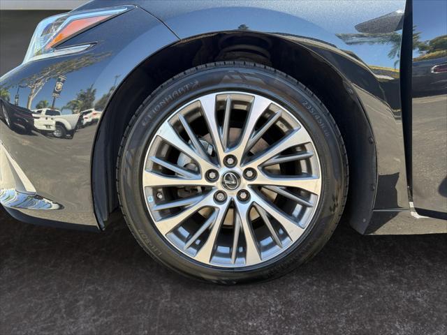 used 2021 Lexus ES 300h car, priced at $31,499