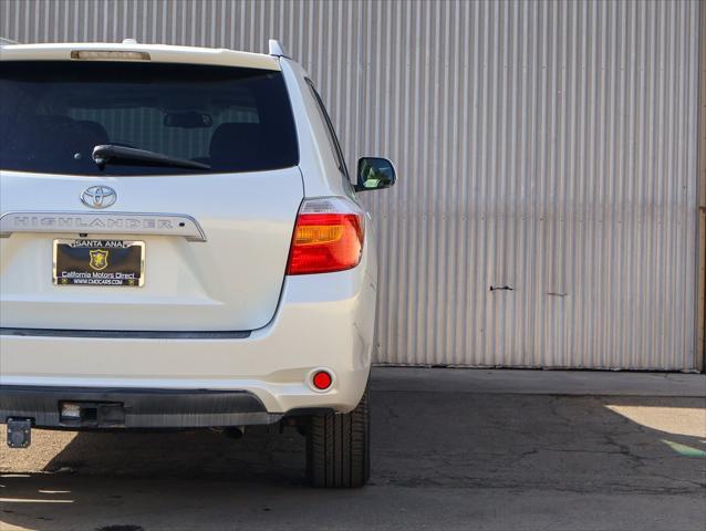 used 2010 Toyota Highlander car, priced at $14,657