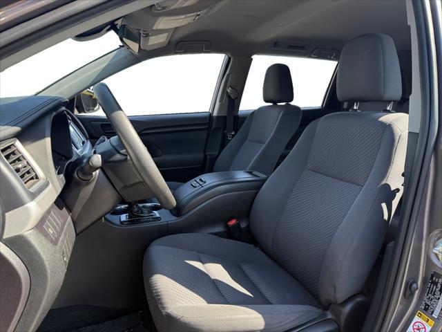 used 2019 Toyota Highlander car, priced at $25,499