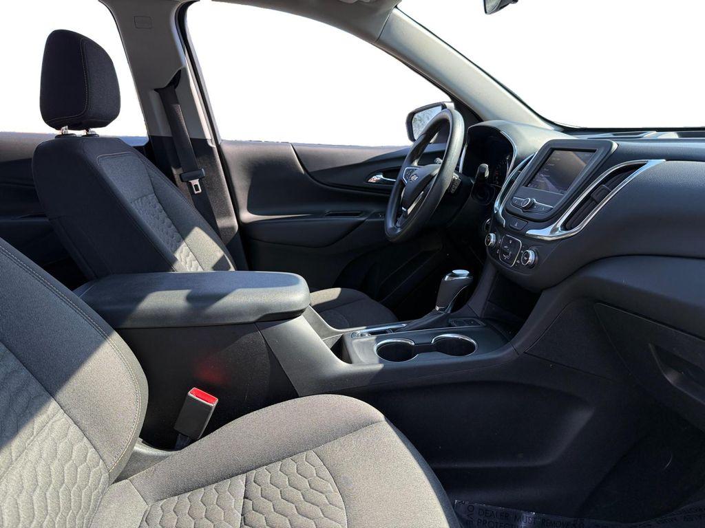 used 2021 Chevrolet Equinox car, priced at $14,899