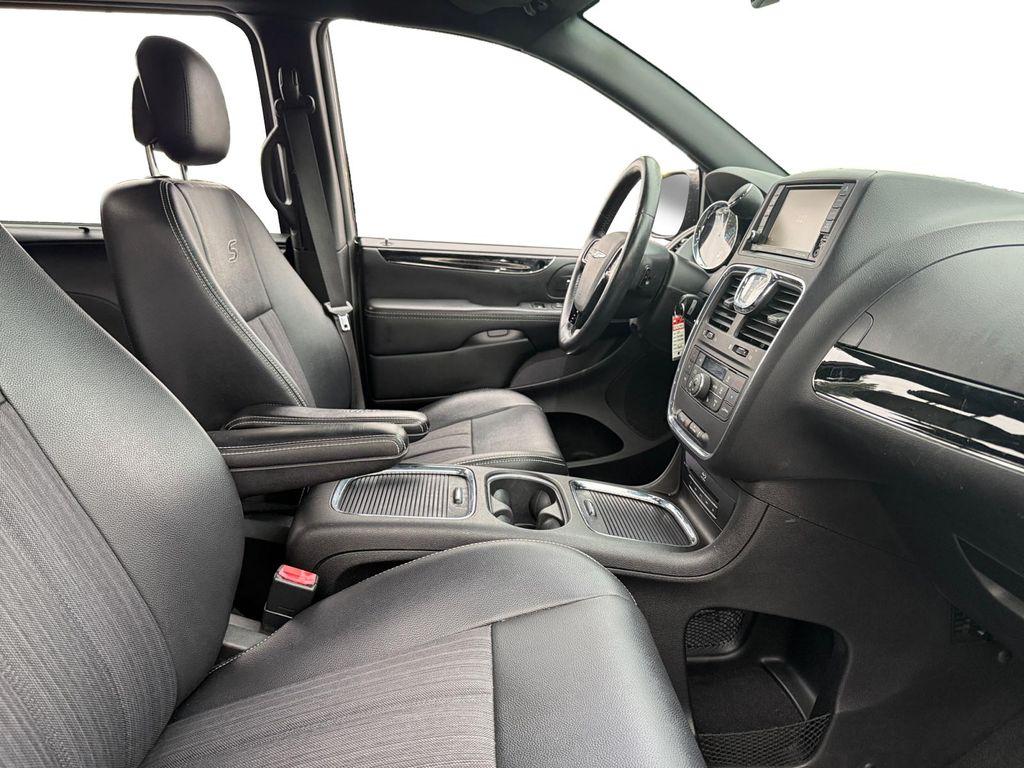 used 2015 Chrysler Town & Country car, priced at $12,199