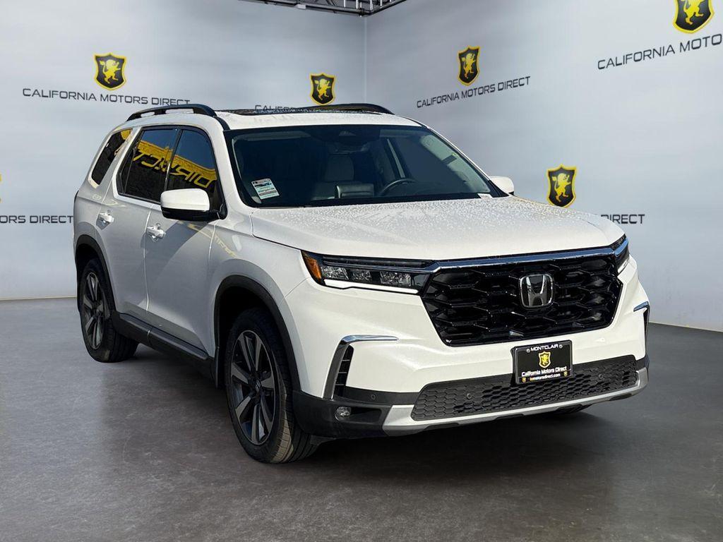 used 2025 Honda Pilot car, priced at $41,699