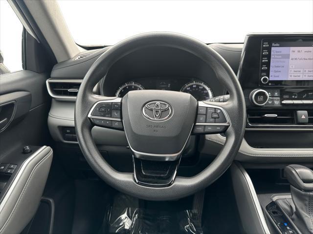 used 2021 Toyota Highlander car, priced at $25,299