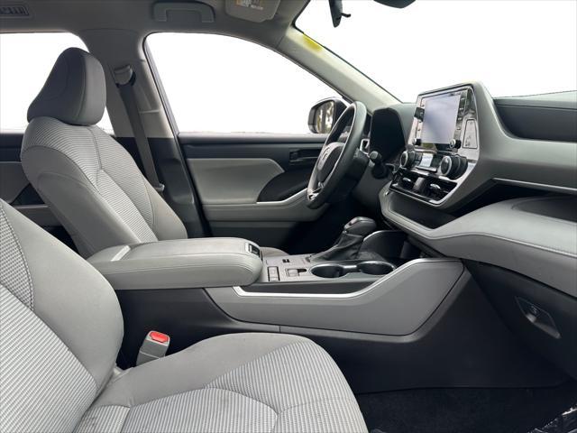 used 2021 Toyota Highlander car, priced at $25,299