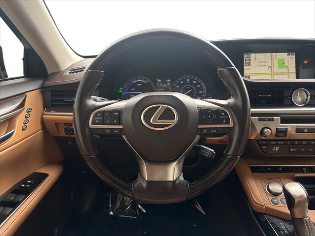 used 2017 Lexus ES 300h car, priced at $25,099