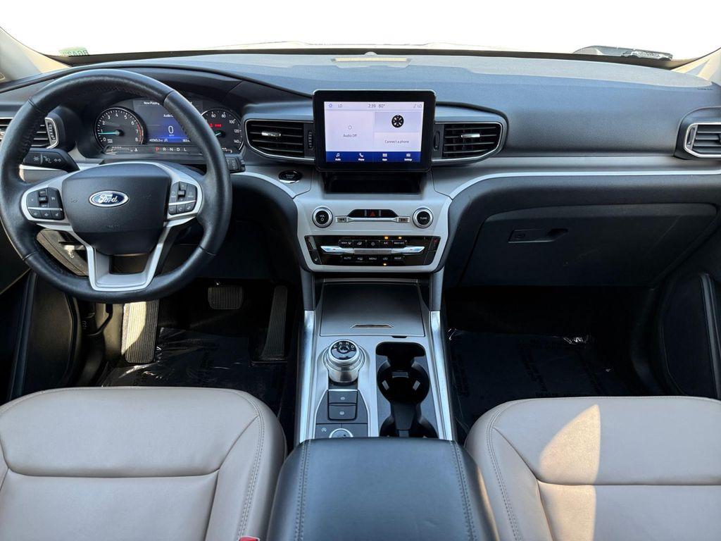 used 2024 Ford Explorer car, priced at $30,899