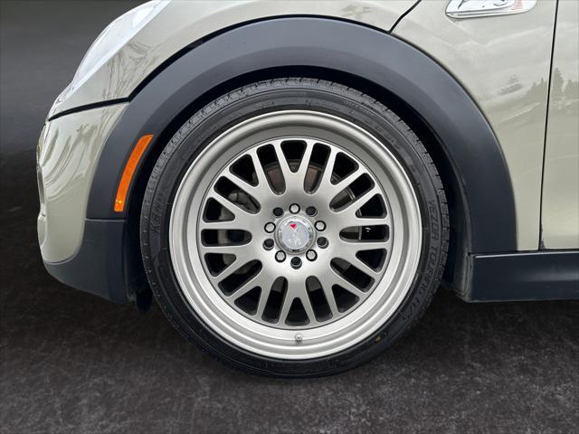 used 2019 MINI Hardtop car, priced at $17,899