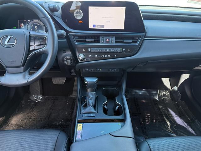 used 2024 Lexus ES 300h car, priced at $34,999