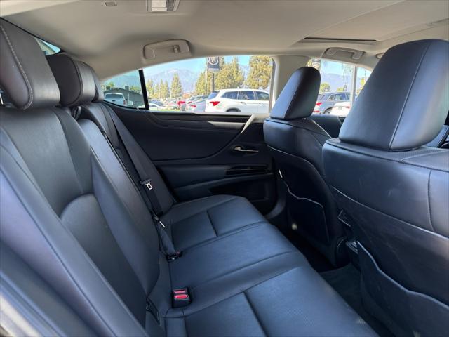 used 2024 Lexus ES 300h car, priced at $34,999