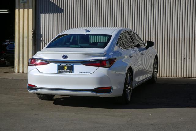 used 2021 Lexus ES 300h car, priced at $29,399