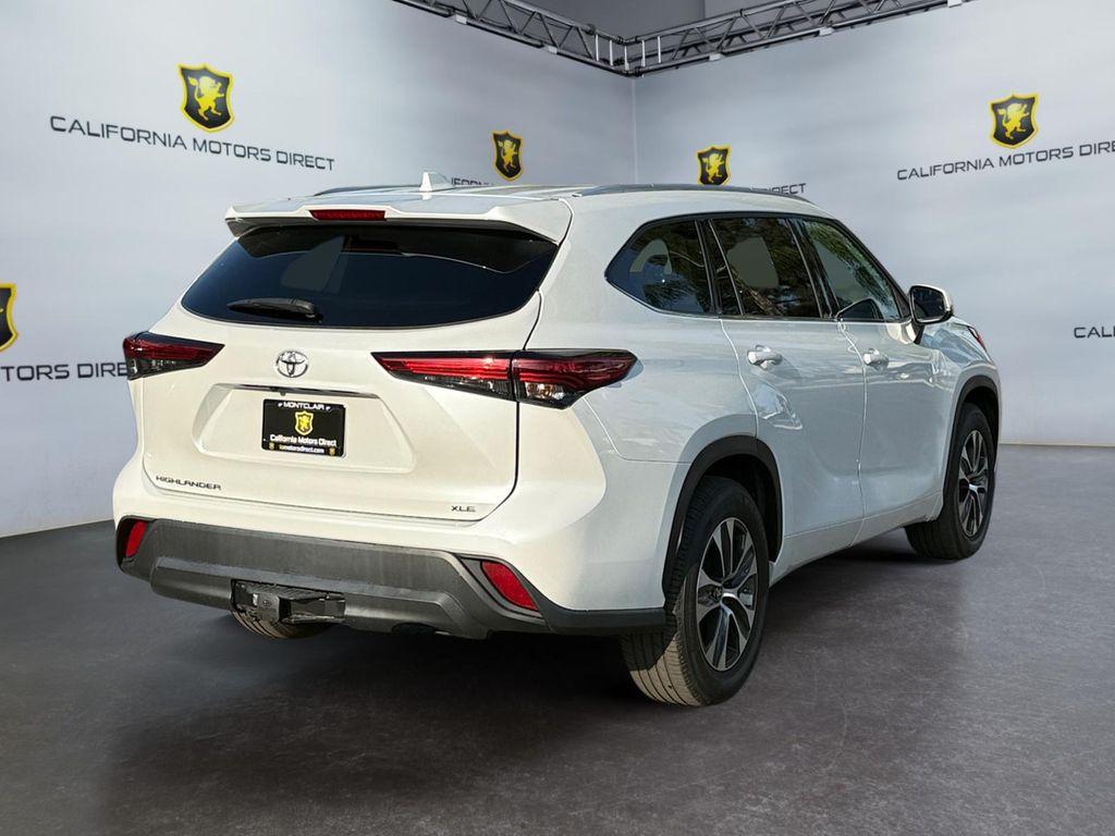 used 2022 Toyota Highlander car, priced at $33,199